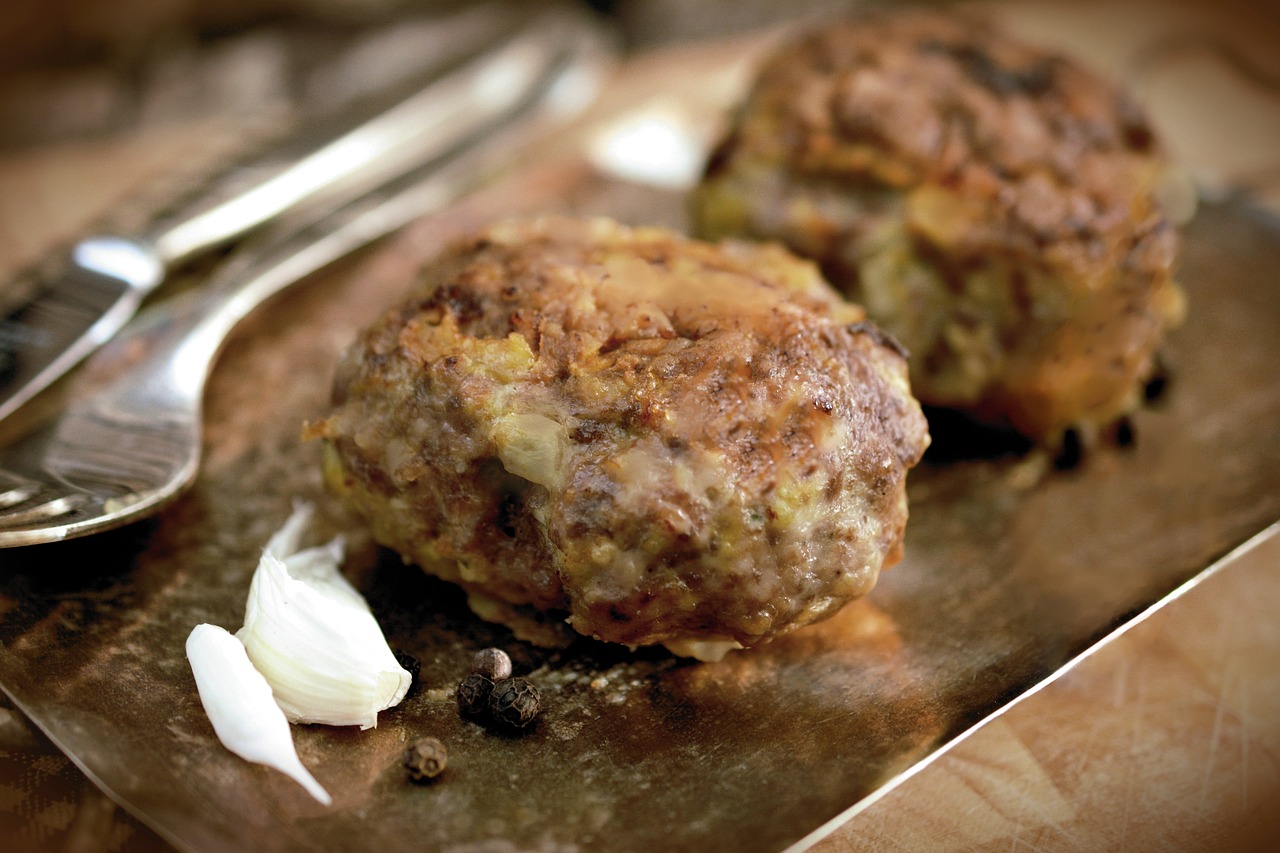 meatballs, fleischköße, minced meat