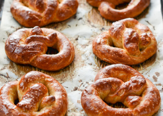 Bake Like a Pro: Crafting Auntie Anne’s-Style Buttery Soft Pretzels at Home