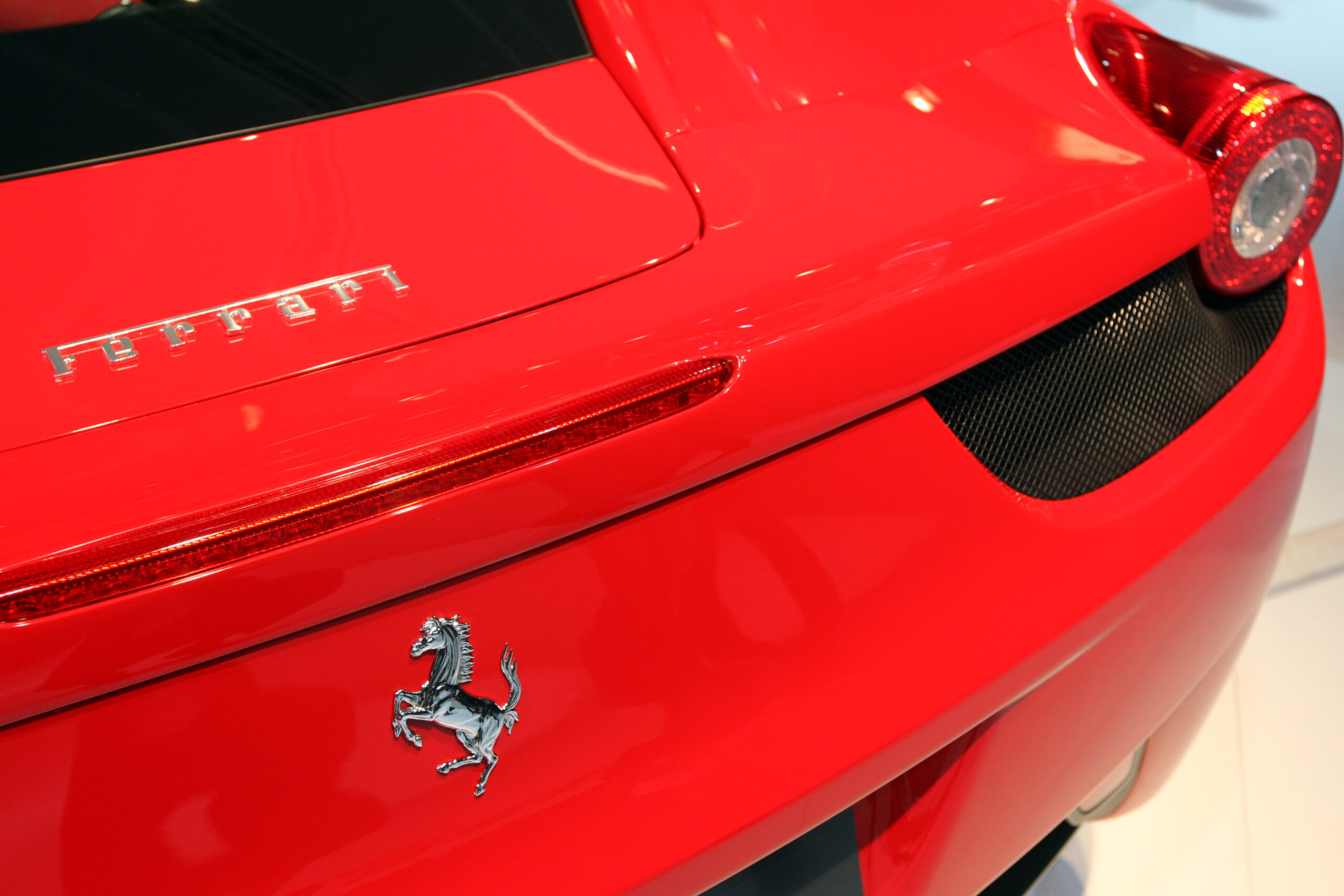 Ferrari’s Brake Defect Dilemma: U.S. Lawsuit Puts Spotlight on Automotive Safety