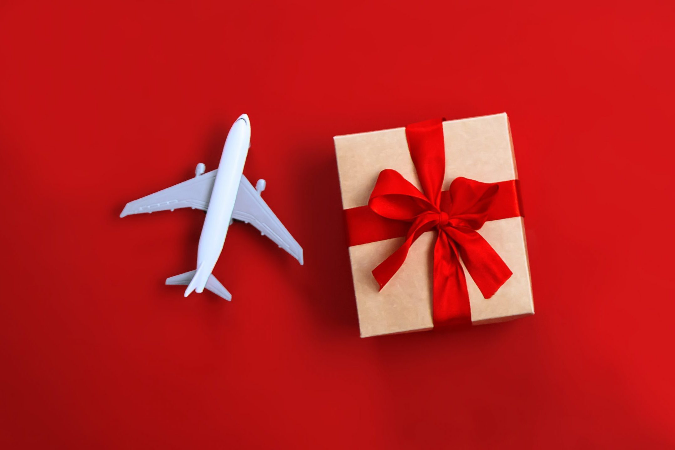 The Do’s and Don’ts of Gifting to Flight Crews