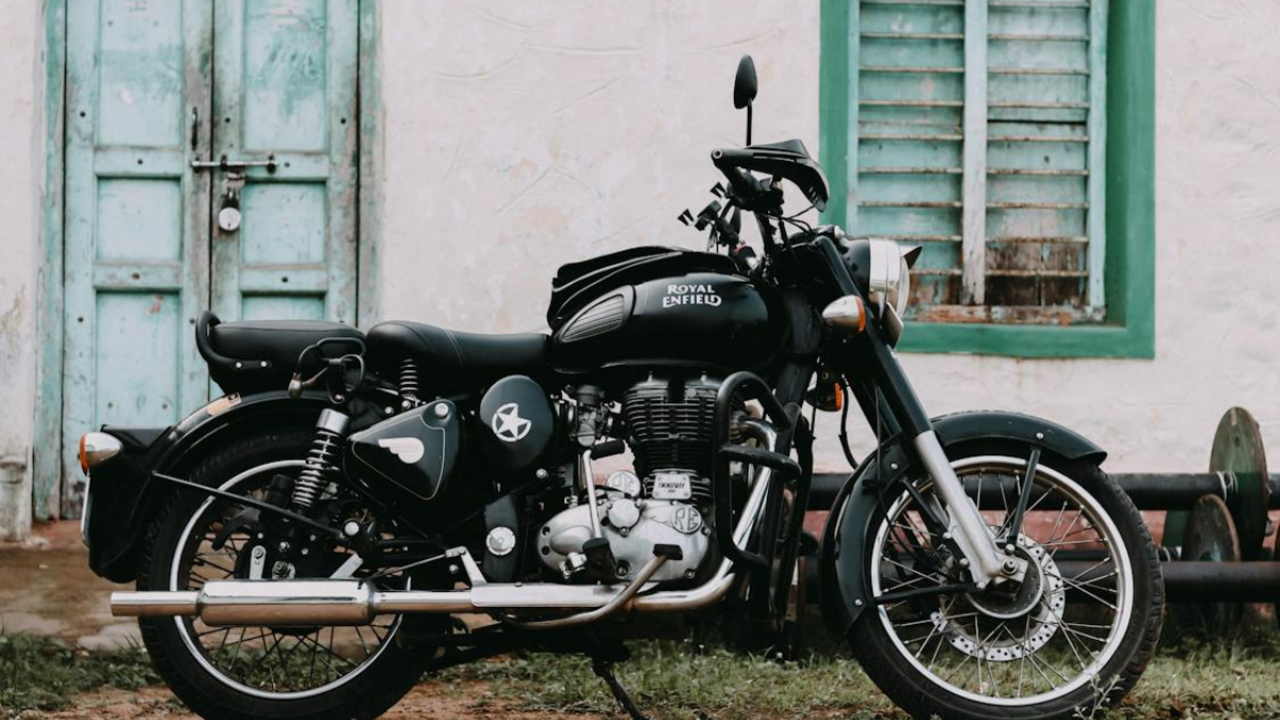 The Royal Enfield Phenomenon: Why India Adores These Iconic Bikes