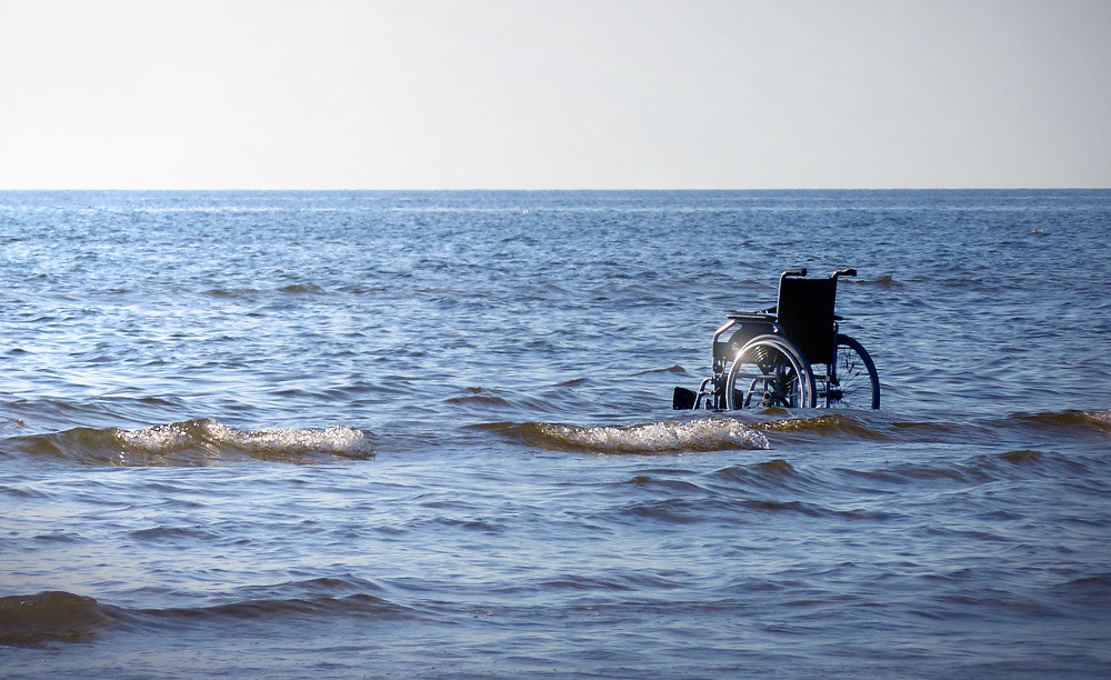 Wheeling Around the World: A Guide to Accessible Adventures for Solo Female Travelers