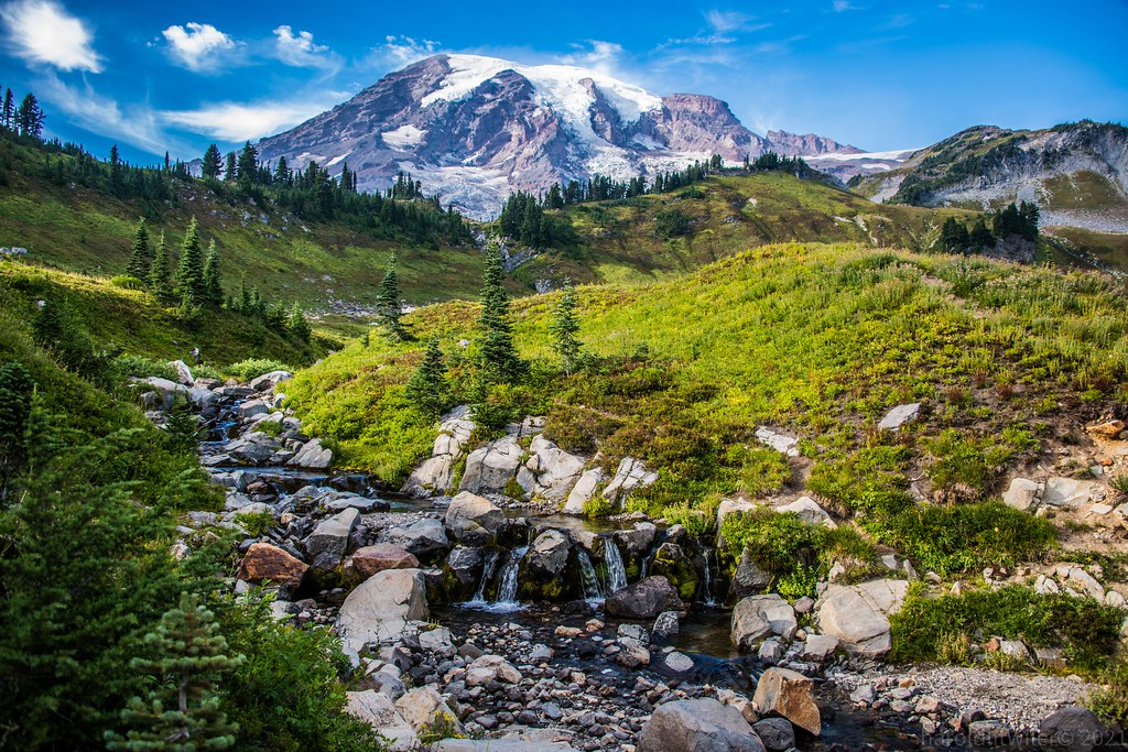 Mount Washington: A Pinnacle of Nature’s Power and Human Endeavor