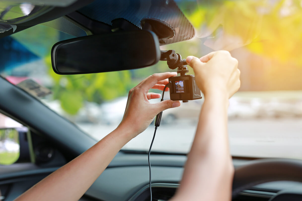 Dashcam Dilemma: Navigating Privacy, Evidence, and Law Enforcement Access