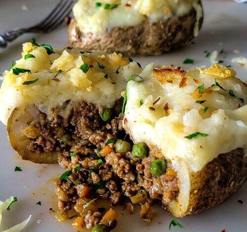 Twist on Tradition: Shepherd’s Pie Stuffed Baked Potatoes Recipe