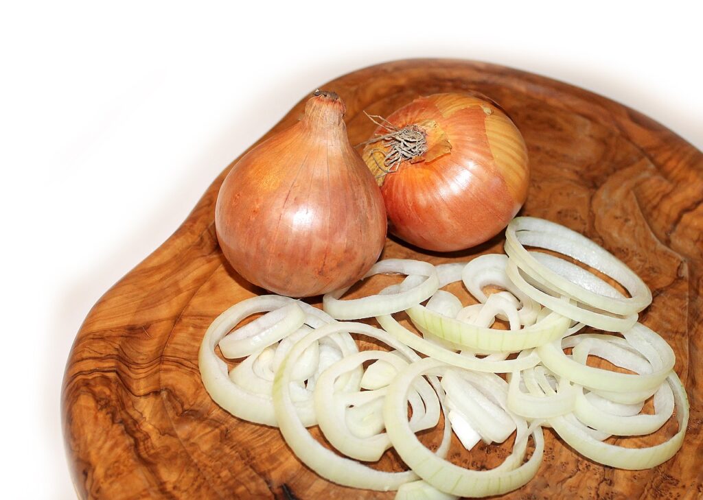 onion, chopping board, food