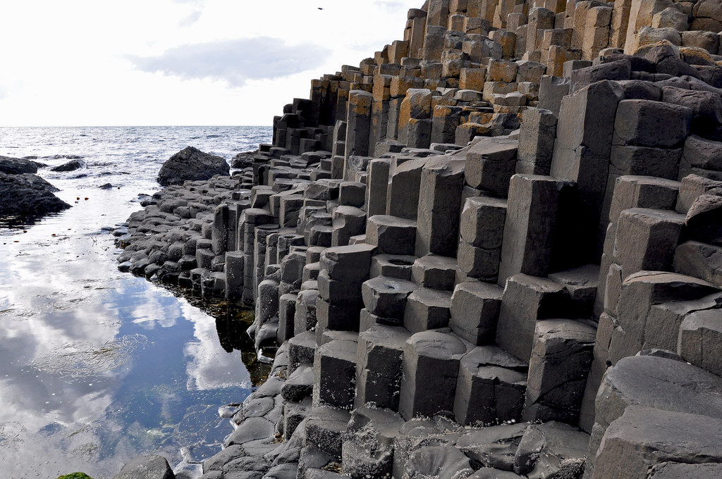 volcanic activity basalt columns